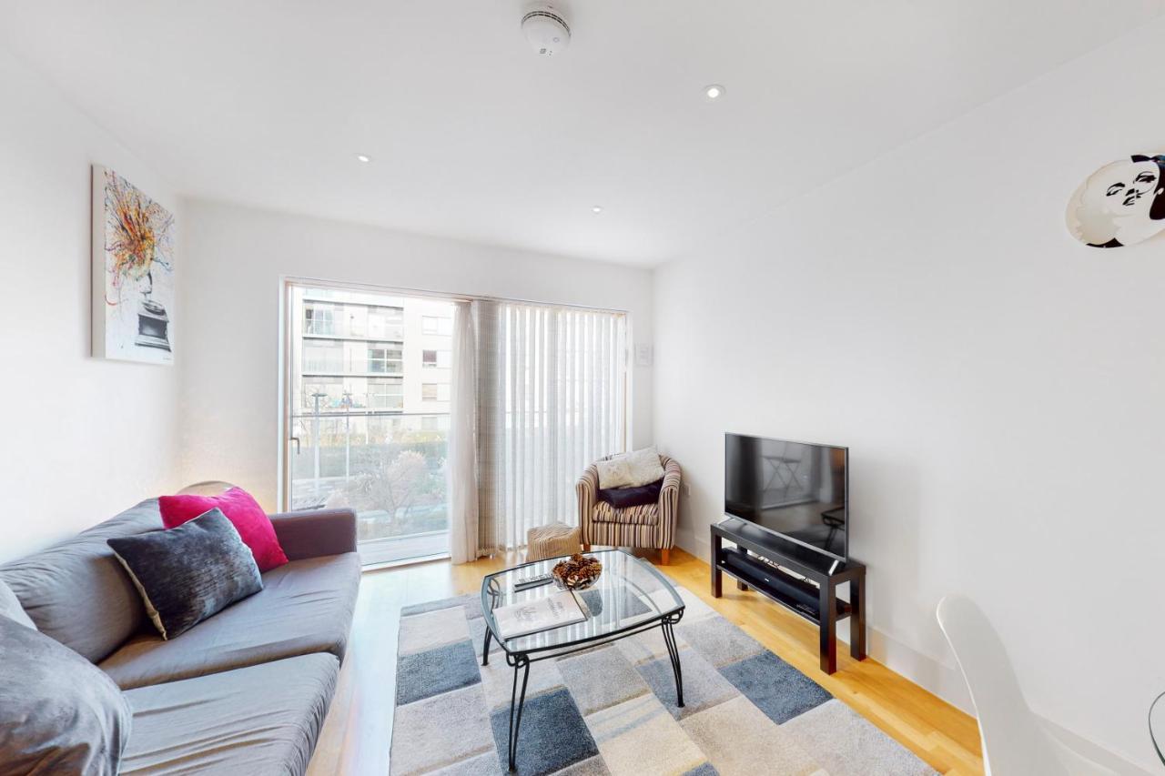 Lovely 1 Bed Apartment In Streatham Londres Exterior foto